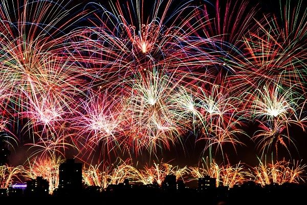 fireworks-photography-new-years-2013-chicquero-28_zpsqcresiys.jpg