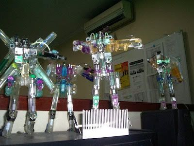 kaskus-forum.blogspot.com - Kreasi robot transformer menggunakan korek gas 