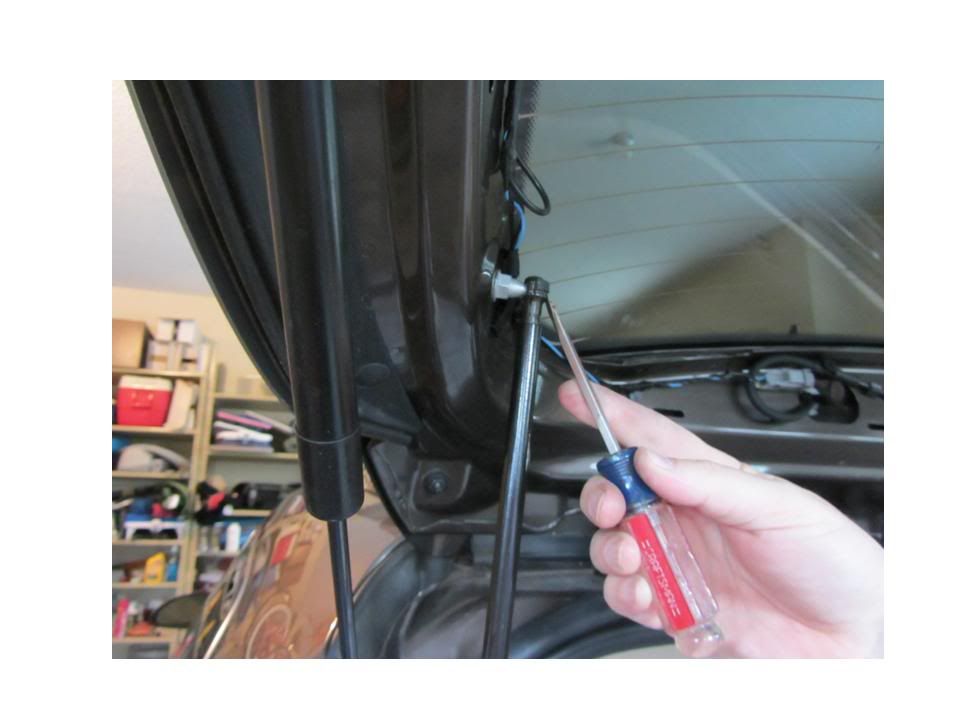 Open / close switch on liftgate not working Solution with pictures