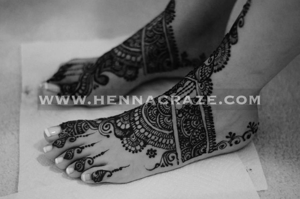 377783 10150441860221205 912984435 n zps140e1a48 - *~..Mehndi of the day 29th june 2013..~*