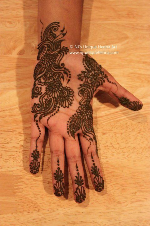 61776 10150291847980121 506365120 14960809 4549240 n - Mehndi of the day ~*12th july 2012*~