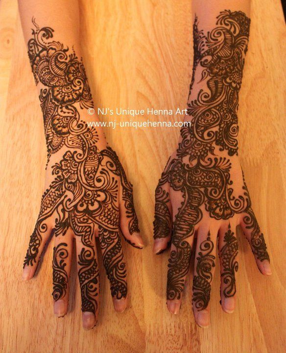 61963 10150296347195121 506365120 15062973 6591638 n - Mehndi of the day 8th june 2012