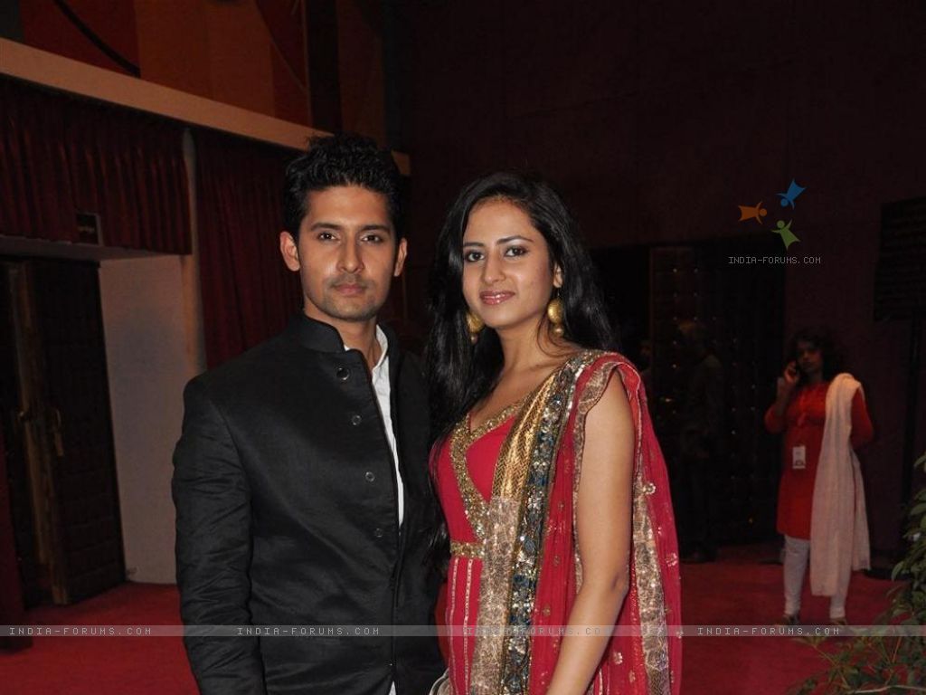 206974 ravi dubey and sargun mehta at sab ke anokhe awards zps87224ac7 - ,~..Polling for showbiz comp April 2013..~,