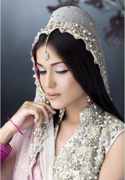 218245xcitefun 33988 132186550133126 110069679011480 27 zps04341d4b - Bridal makeup of the day *.*27th sep 2012*.*