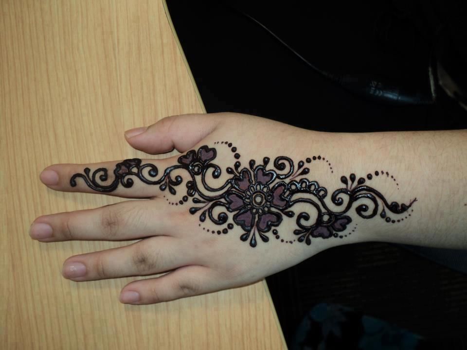 521451 449530741781625 865390559 n zpscbc6daf8 - *~..Mehndi of the day 7th june 2013..~*