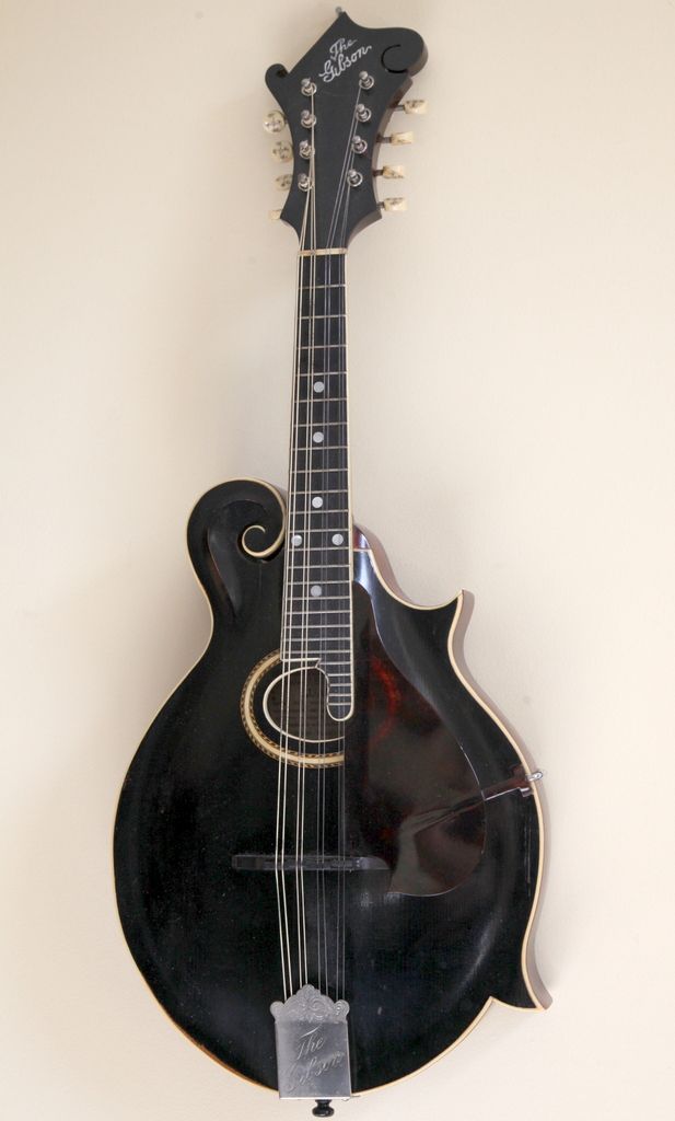 Gibson%20F2.jpg